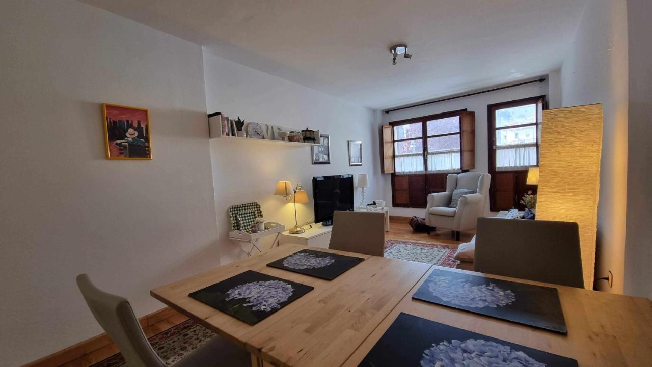 Apartamento El Faro De يانس المظهر الخارجي الصورة