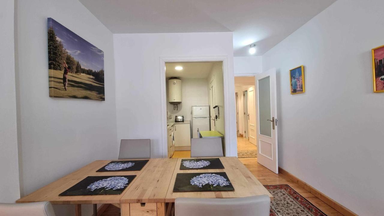 Apartamento El Faro De يانس المظهر الخارجي الصورة