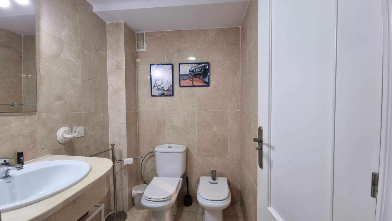 Apartamento El Faro De يانس المظهر الخارجي الصورة